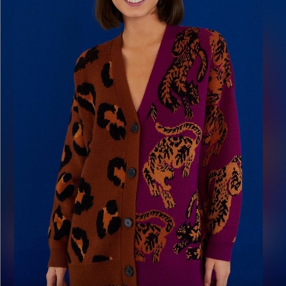 FARM Rio Leopard Sweater - Picture 1 of 5